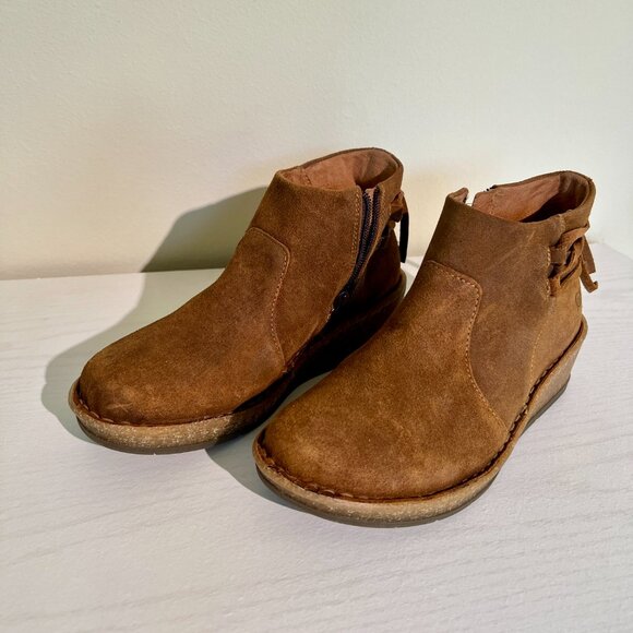 NEW Born Viana Suede Leather Wedge Ankle Bootie Women’s Sz 6.5 New w/o Box - Picture 2 of 6